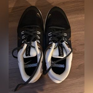 Nike running shoes black cream gold size 8.5